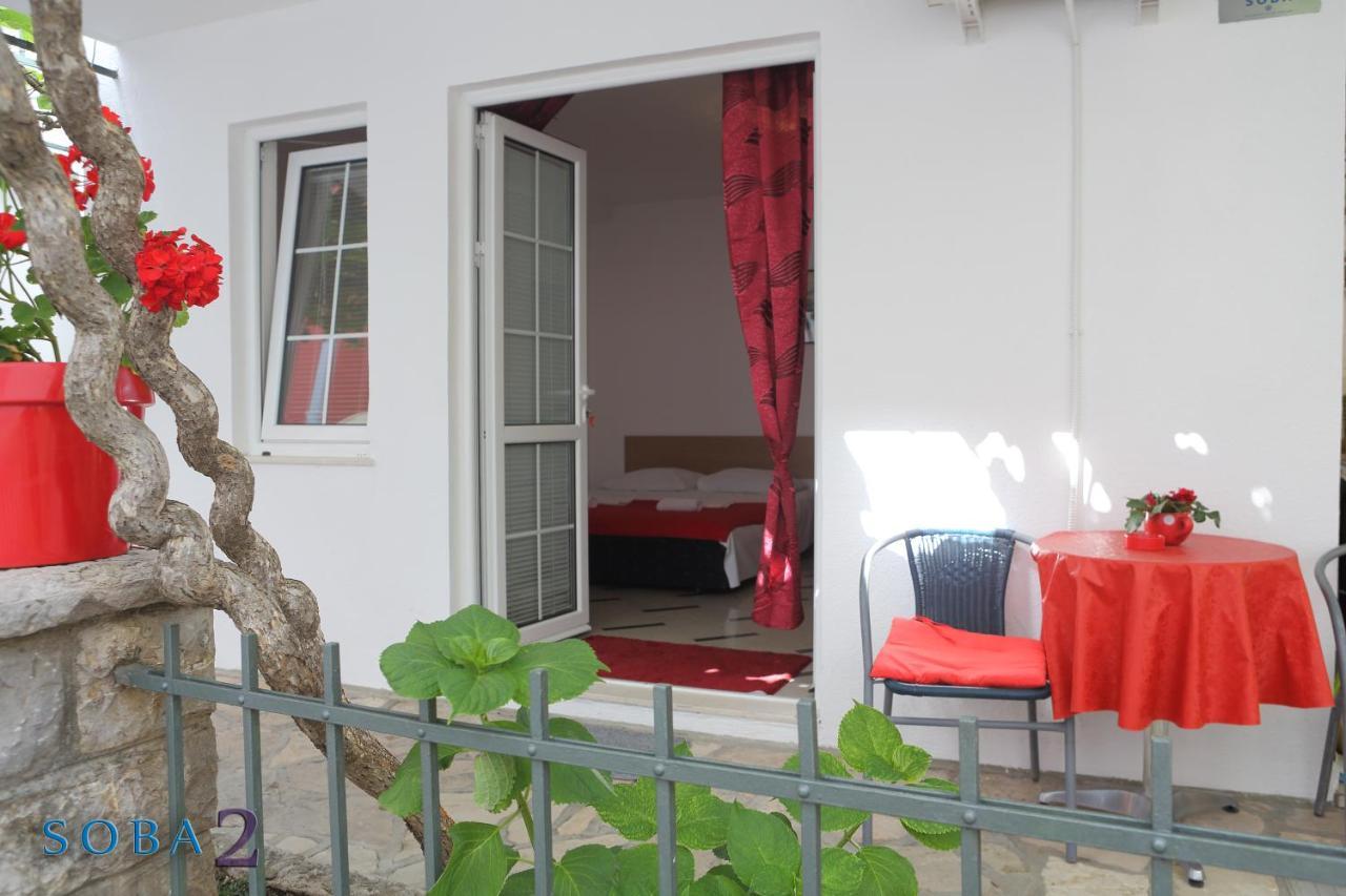 Apartmani Jedro ราไฟโลวีซี ภายนอก รูปภาพ
