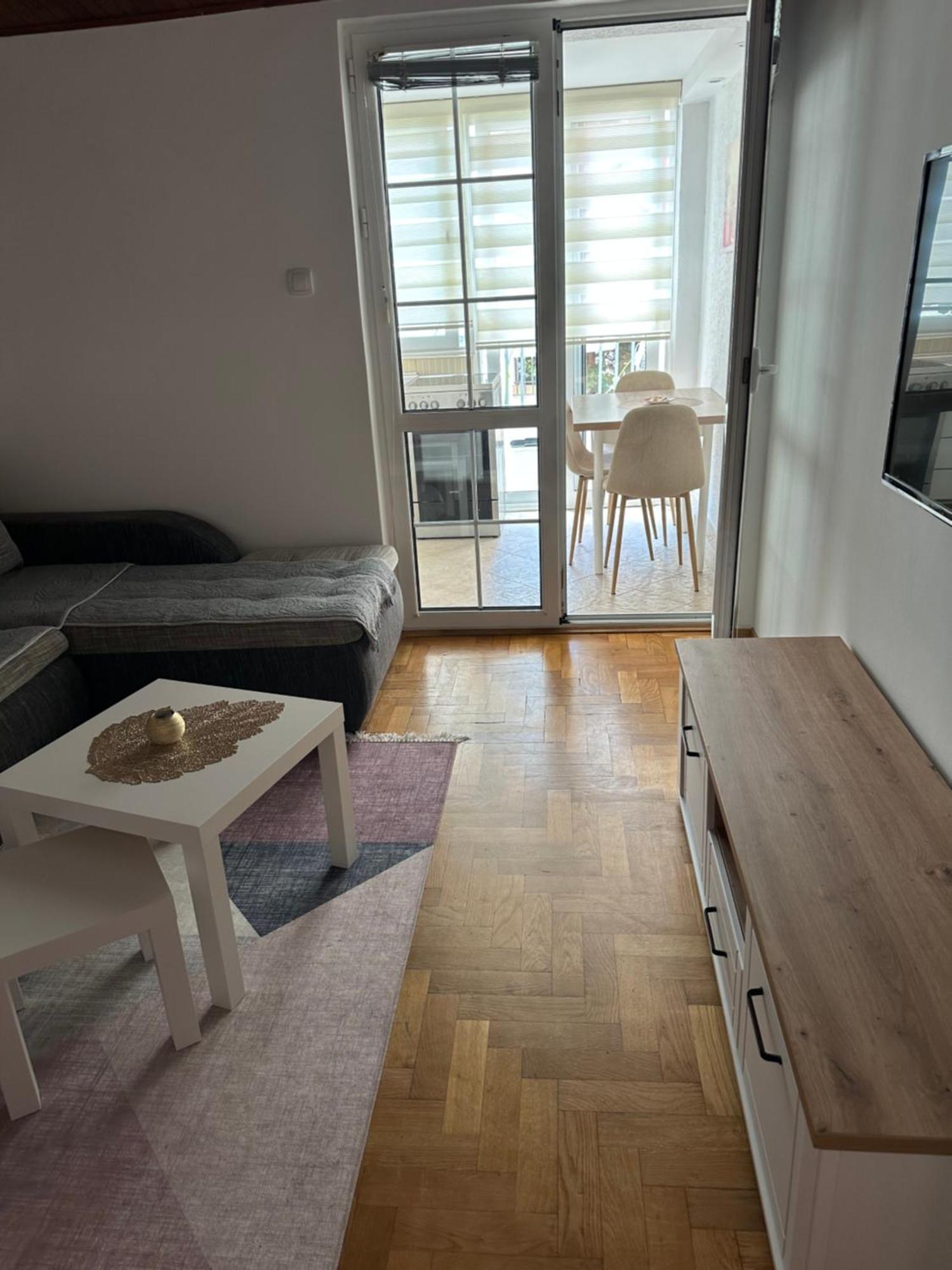 Apartmani Jedro ราไฟโลวีซี ภายนอก รูปภาพ
