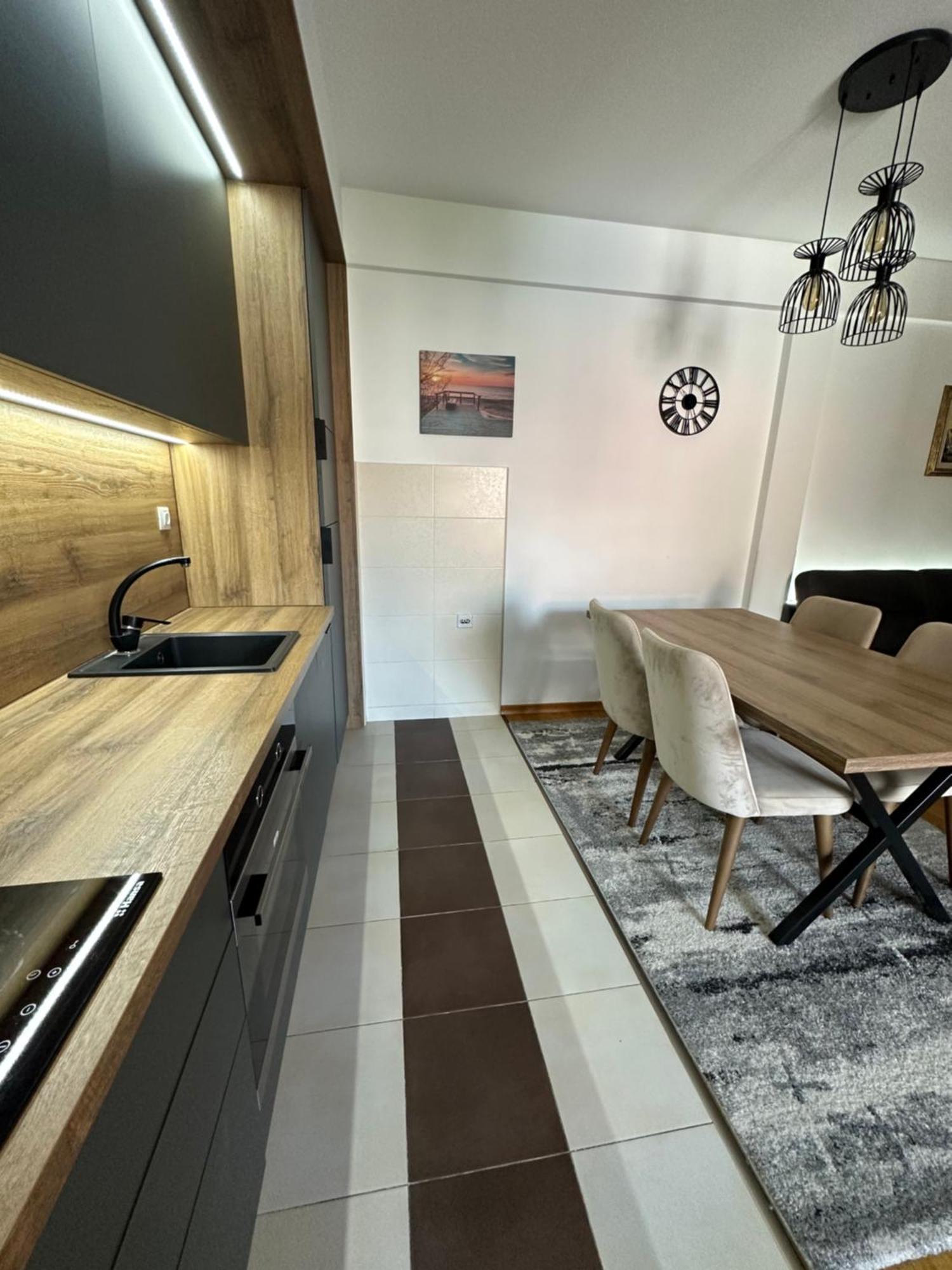 Apartmani Jedro ราไฟโลวีซี ภายนอก รูปภาพ